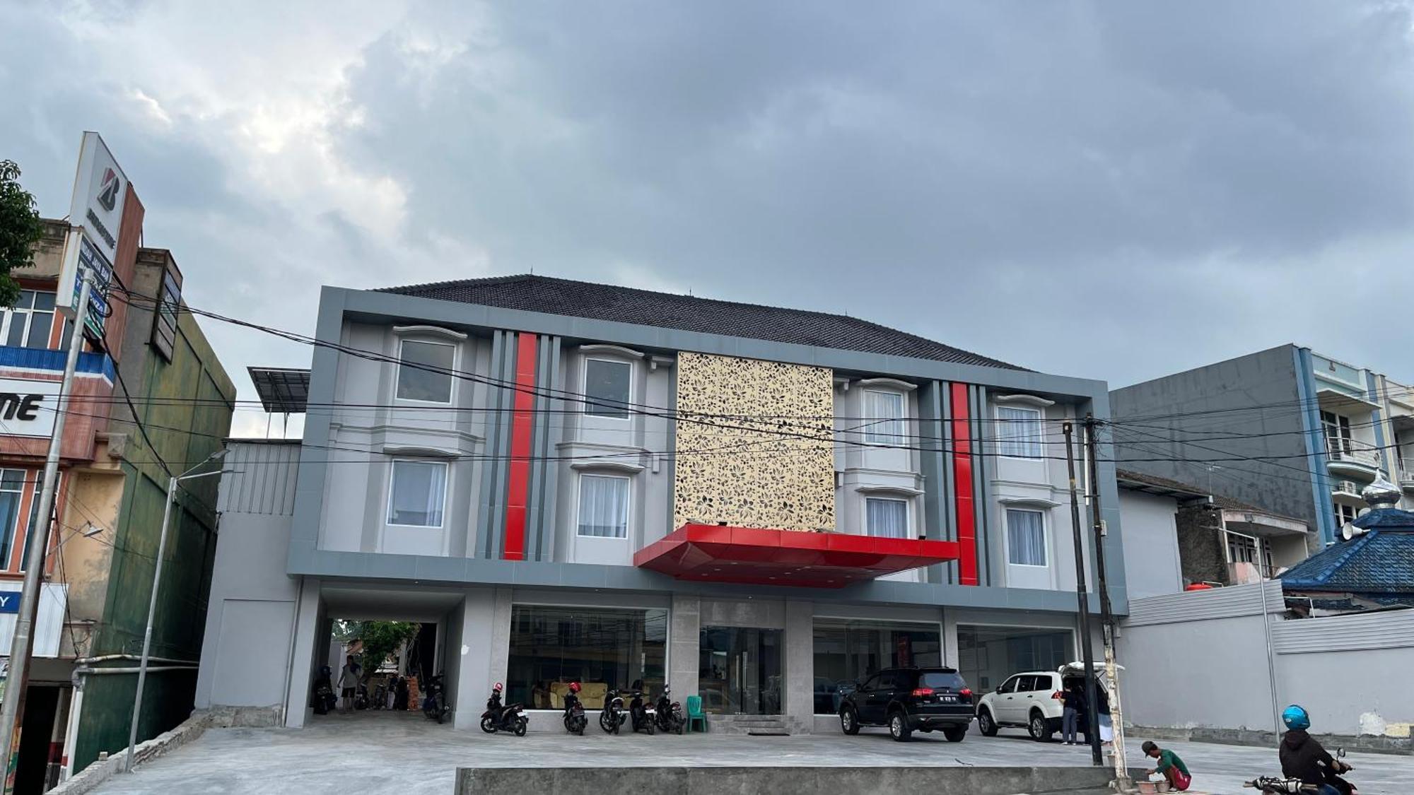 RedDoorz @ Jalan Diponegoro Lampung Hotel Bandar Lampung Bagian luar foto